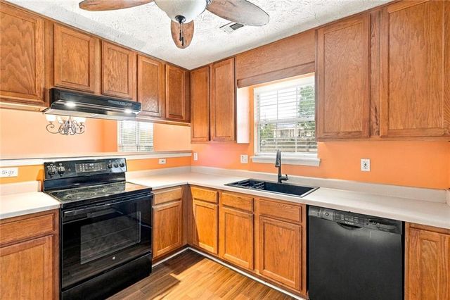306 Dove Point, Social Circle, GA 30025