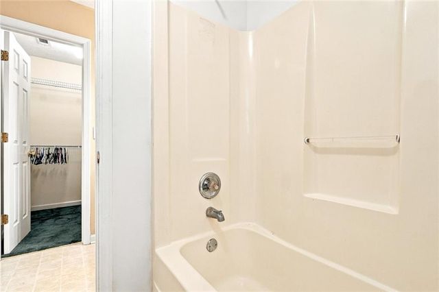 306 Dove Point, Social Circle, GA 30025