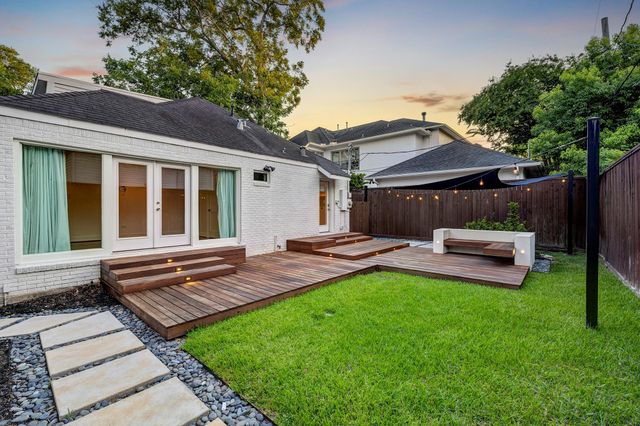 3028 Georgetown Street, West University Place, TX 77005