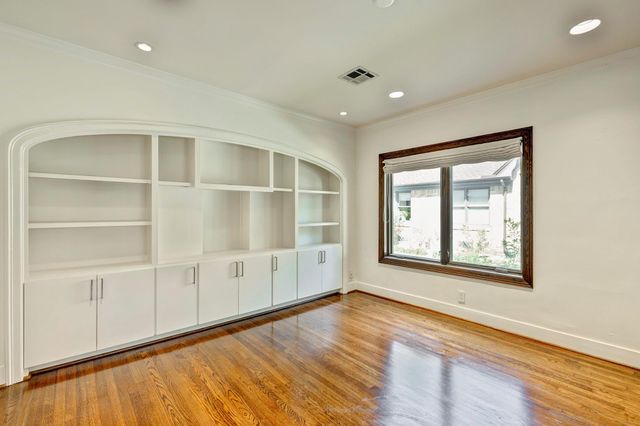 3028 Georgetown Street, West University Place, TX 77005