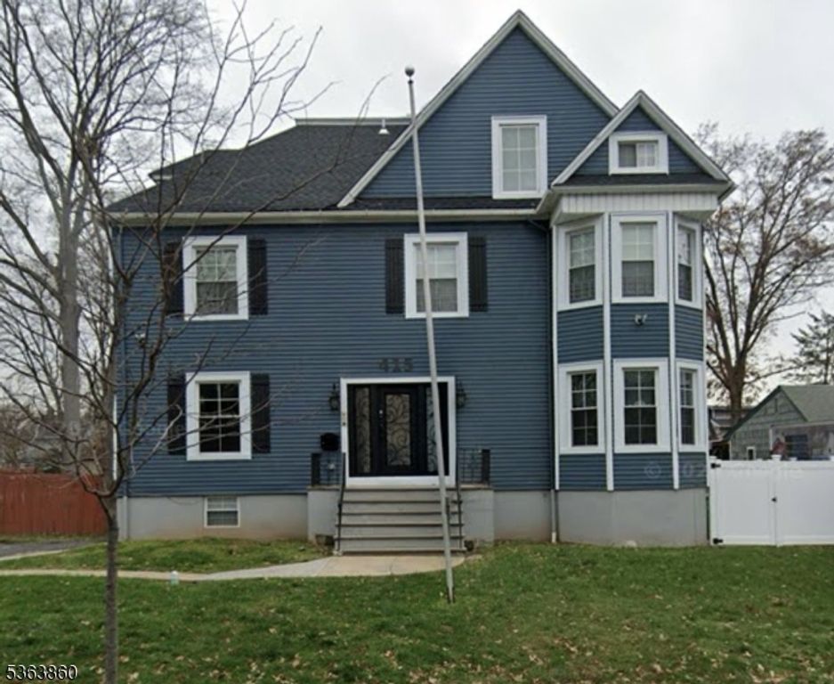 415 E 3Rd Ave 3, Roselle Boro, NJ 07203