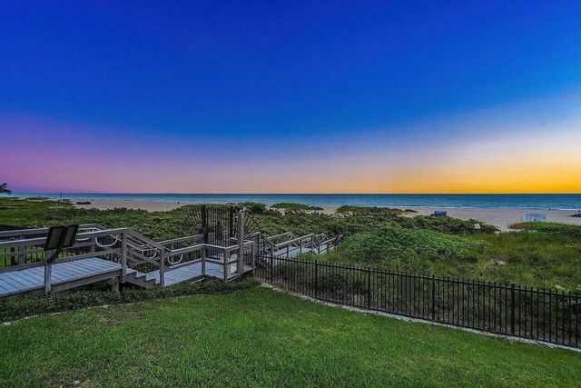 2700 N Ocean Drive 2502b, Singer Island, FL 33404