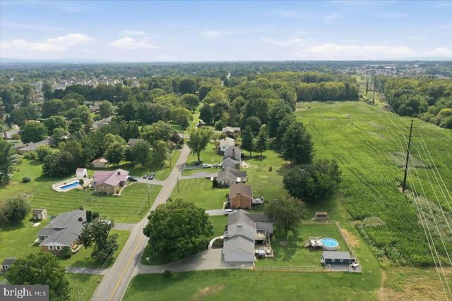 13914 PARADISE CHURCH RD, Hagerstown, MD 21742