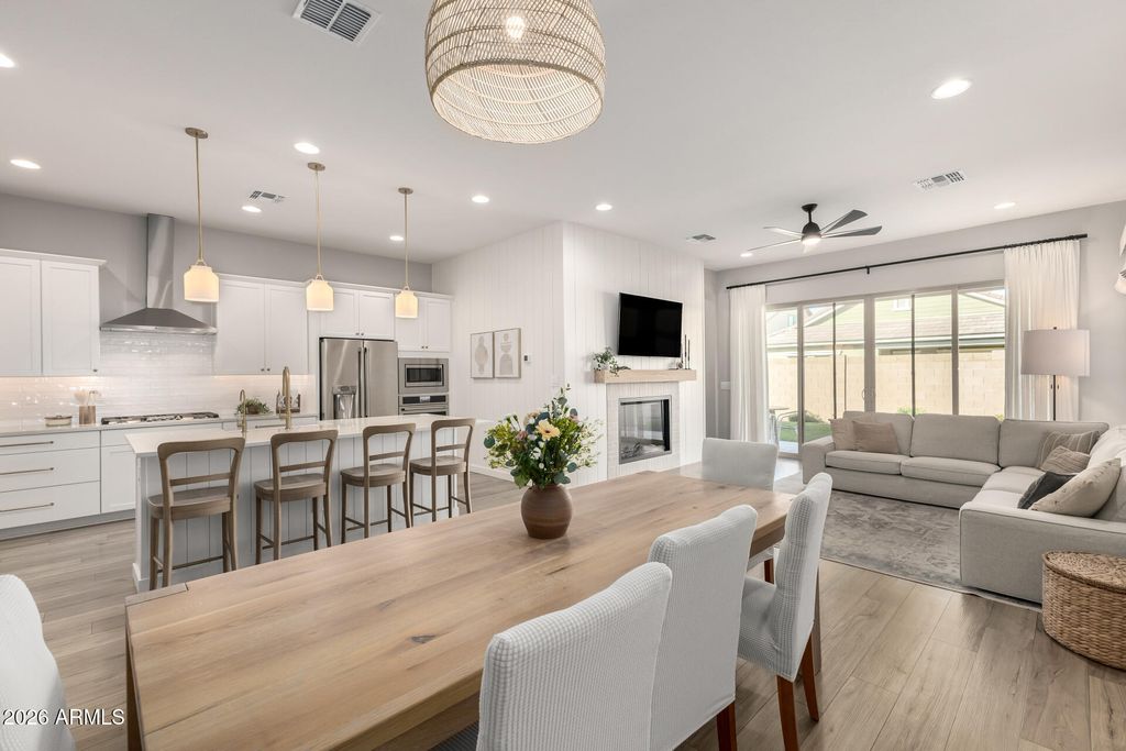 23122 E MAYBERRY Road, Queen Creek, AZ 85142