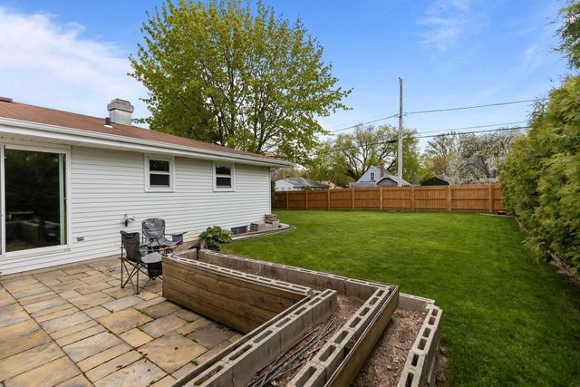 543 E MURRAY AVENUE, Appleton, WI 54915