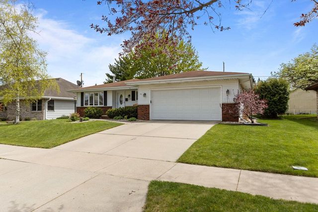 543 E MURRAY AVENUE, Appleton, WI 54915
