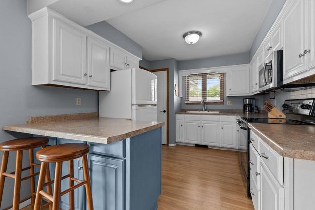 543 E MURRAY AVENUE, Appleton, WI 54915