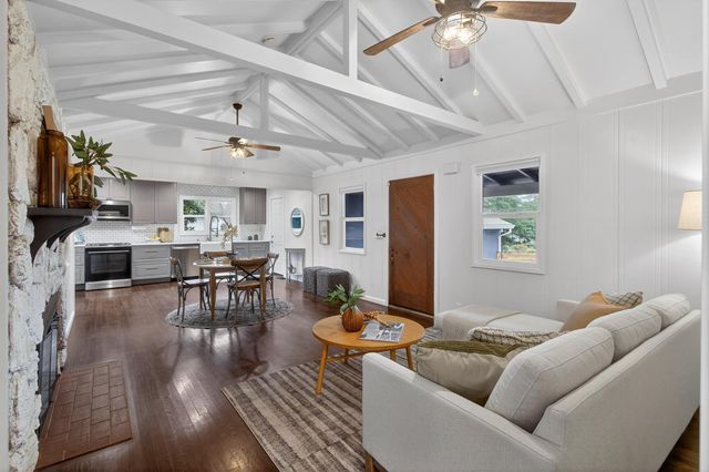 2373 Carlsbad Ave, Sacramento, CA 95821