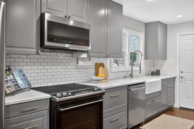 2373 Carlsbad Ave, Sacramento, CA 95821