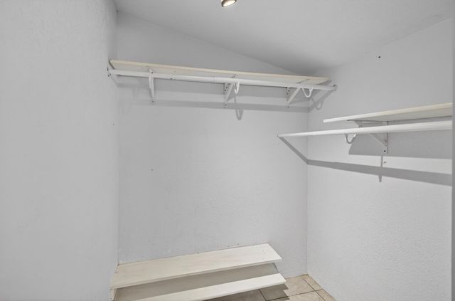 2373 Carlsbad Ave, Sacramento, CA 95821