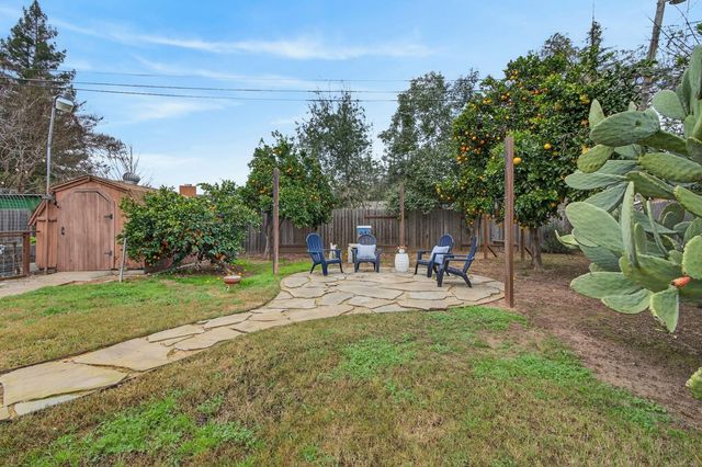 2373 Carlsbad Ave, Sacramento, CA 95821