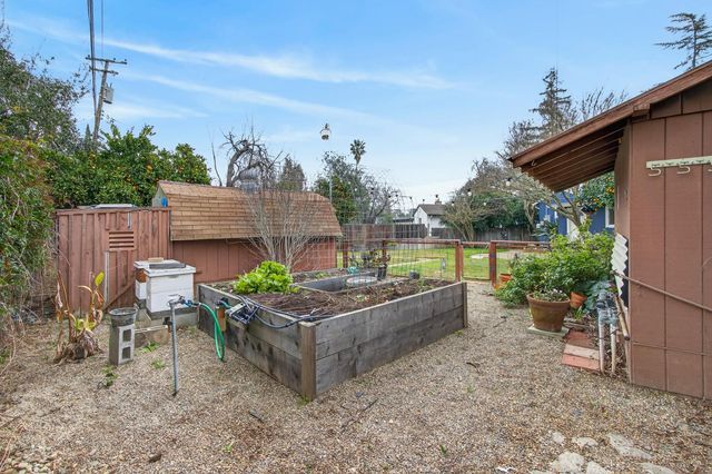 2373 Carlsbad Ave, Sacramento, CA 95821