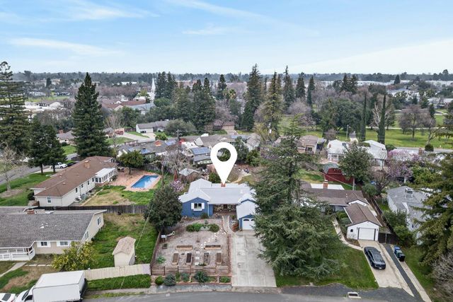 2373 Carlsbad Ave, Sacramento, CA 95821