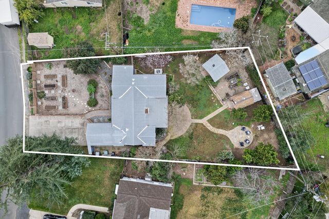 2373 Carlsbad Ave, Sacramento, CA 95821