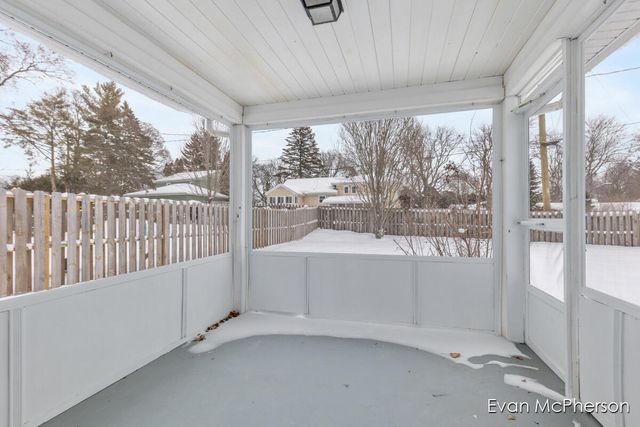 2512 Union Avenue NE, Grand Rapids, MI 49505