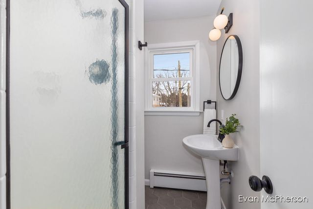 2512 Union Avenue NE, Grand Rapids, MI 49505