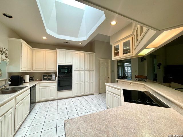 630 SOLO ST, San Antonio, TX 78260