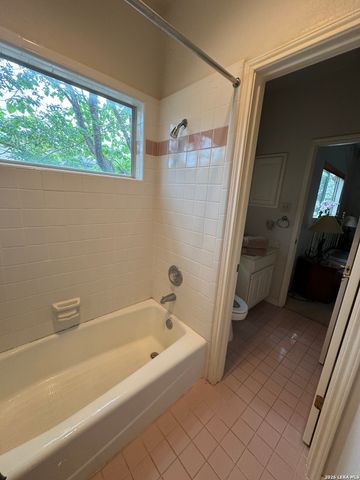 630 SOLO ST, San Antonio, TX 78260