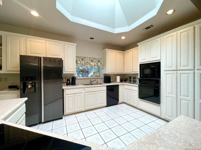 630 SOLO ST, San Antonio, TX 78260