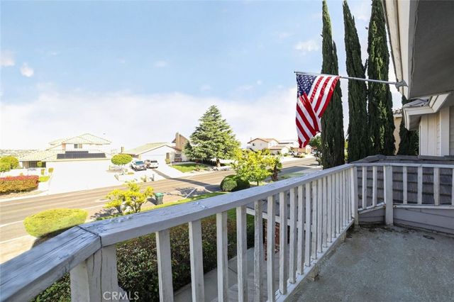 13610 Hidden Valley Road, Victorville, CA 92395
