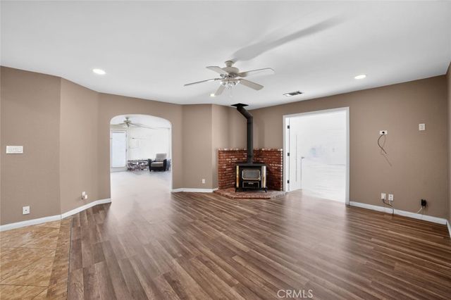13610 Hidden Valley Road, Victorville, CA 92395