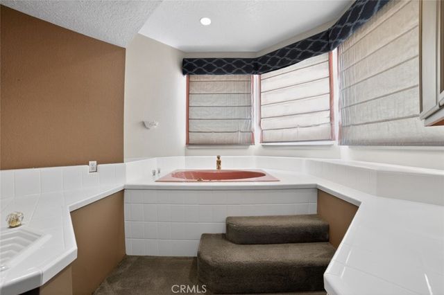 13610 Hidden Valley Road, Victorville, CA 92395