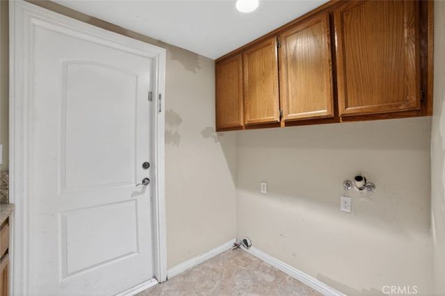 13610 Hidden Valley Road, Victorville, CA 92395