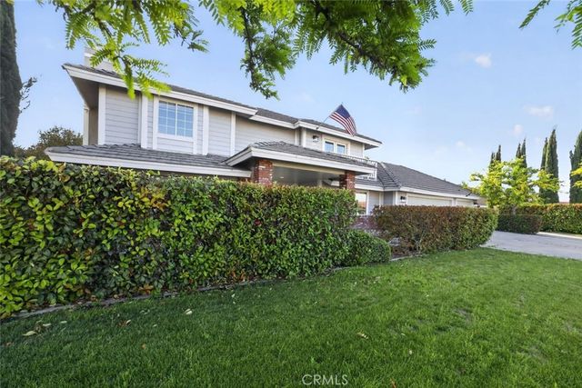 13610 Hidden Valley Road, Victorville, CA 92395