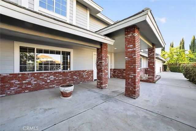 13610 Hidden Valley Road, Victorville, CA 92395