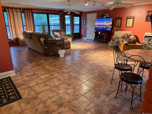 59005 Obier St, Plaquemine, LA 70764