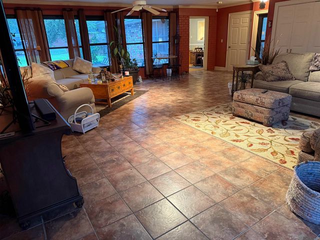 59005 Obier St, Plaquemine, LA 70764