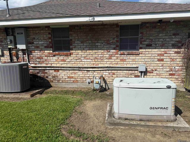 59005 Obier St, Plaquemine, LA 70764
