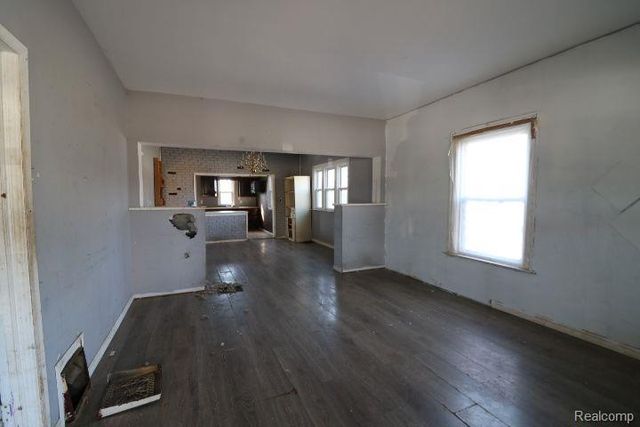 1200 Fitzhugh Street, Bay City, MI 48708