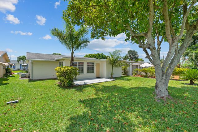 5017 NW 49th Road, Tamarac, FL 33319
