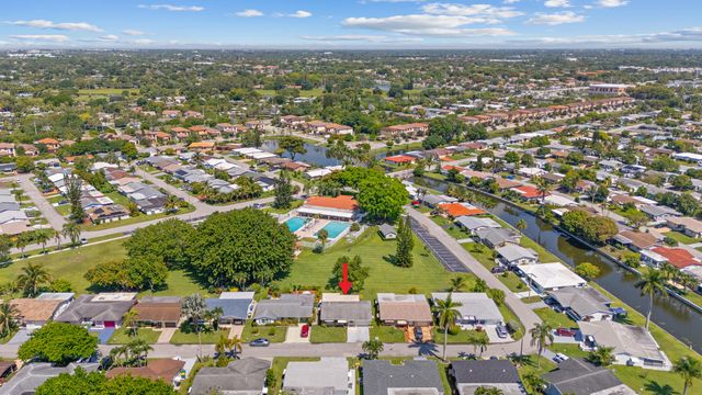 5017 NW 49th Road, Tamarac, FL 33319