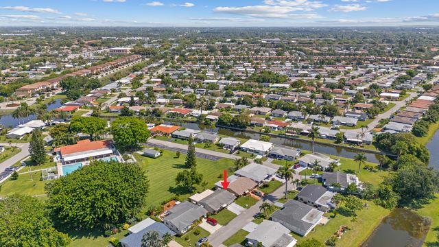 5017 NW 49th Road, Tamarac, FL 33319