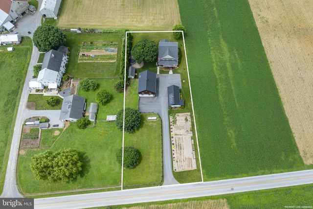 346 LYNWOOD RD, Bird In Hand, PA 17505