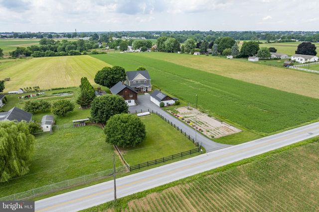346 LYNWOOD RD, Bird In Hand, PA 17505