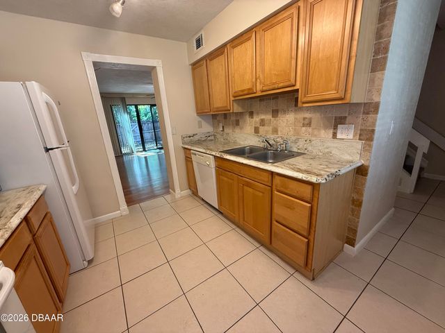 3 Glen Arbor Park, Ormond Beach, FL 32174