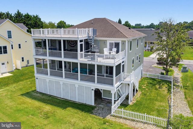 38065 WHITESVIEW CIR, Ocean View, DE 19970