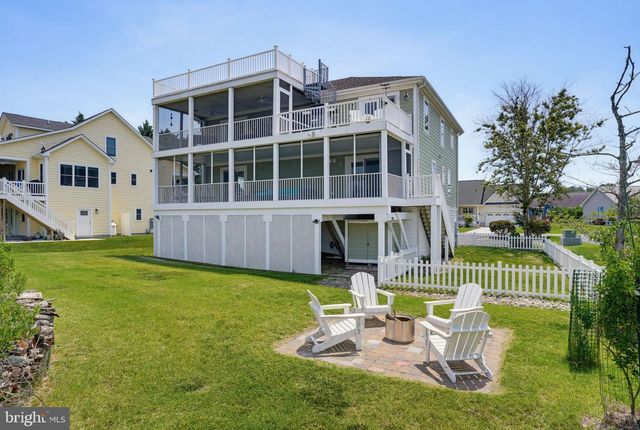 38065 WHITESVIEW CIR, Ocean View, DE 19970