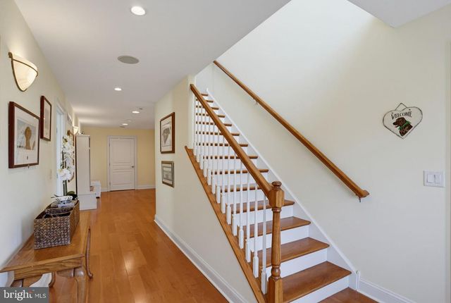 38065 WHITESVIEW CIR, Ocean View, DE 19970