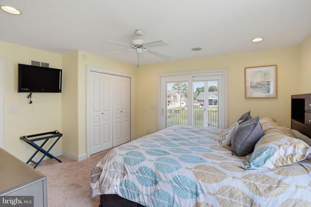 38065 WHITESVIEW CIR, Ocean View, DE 19970