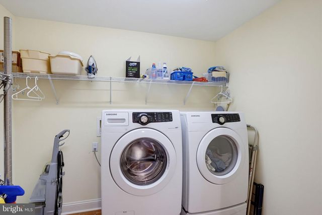 38065 WHITESVIEW CIR, Ocean View, DE 19970
