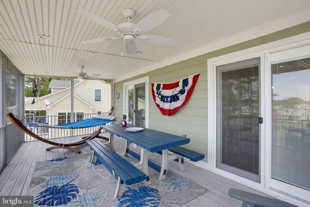 38065 WHITESVIEW CIR, Ocean View, DE 19970
