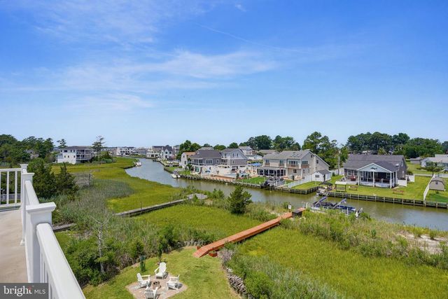 38065 WHITESVIEW CIR, Ocean View, DE 19970