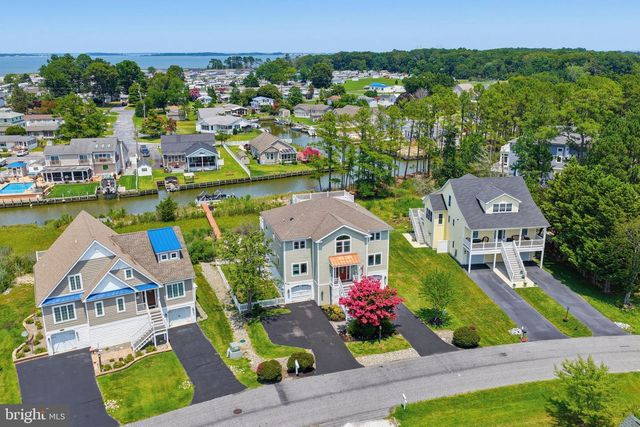 38065 WHITESVIEW CIR, Ocean View, DE 19970