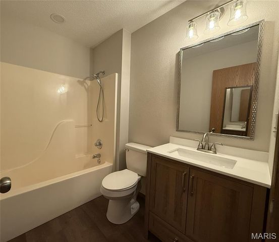 301 Ackerman Place, Troy, IL 62294