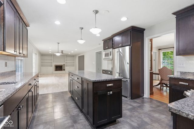 9008 Chestnut Court, Indianapolis, IN 46260