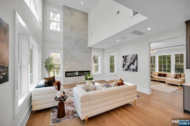 4 Athens Road, Millburn, NJ 07078